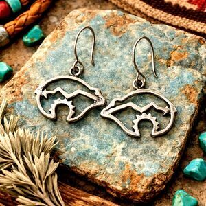 Vintage Zuni Style Sterling Silver Bear Southwestern Drop Earrings